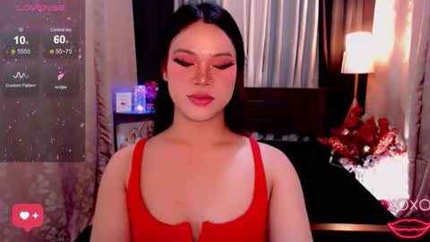 Snapshot of raeganclinton chatting on October 5, 6:33 am raeganclinton online show from October 5, 6:33 am