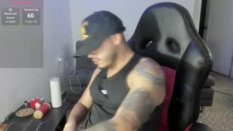 ragnar_lothbrok77 online show from October 10, 10:25 pm