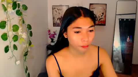 raindrizzle1706 online show from December 19, 7:59 am