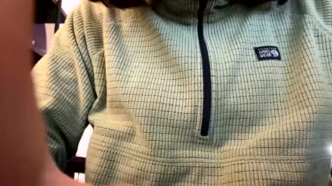 Alex online show from December 3, 5:28 pm