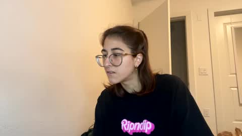 Ray Ray online show from December 5, 3:53 am