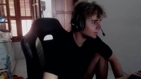 Ramiro online show from March 1, 7:59 pm