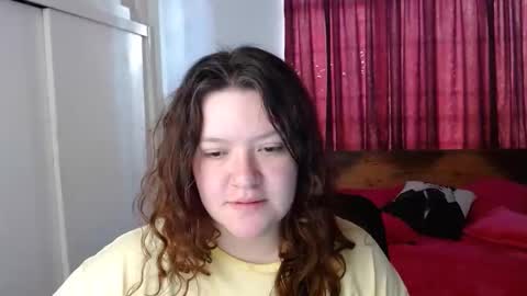 Ramona online show from April 6, 10:00 pm