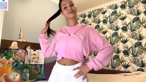 Snapshot of ranaeriveras chatting on October 16, 9:24 pm ShyBerry online show from October 16, 9:24 pm