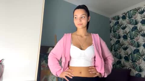 Snapshot of ranaeriveras chatting on October 28, 8:54 pm ShyBerry online show from October 28, 8:54 pm