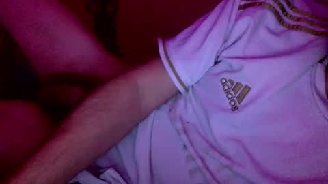 Snapshot of randobad12 chatting on March 1, 12:39 am randobad12 online show from March 1, 12:39 am