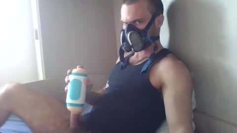 Snapshot of randomguy_42 chatting on October 10, 6:08 am randomguy_42 online show from October 10, 6:08 am