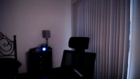 randomink3 online show from August 6, 2:42 am