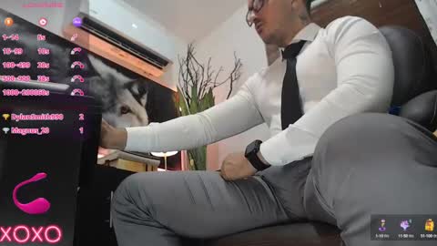 Snapshot of randylukehot chatting on September 27, 8:17 pm randylukehot online show from September 27, 8:17 pm