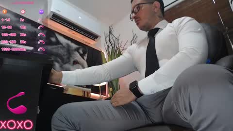 Snapshot of randylukehot chatting on September 13, 6:10 pm randylukehot online show from September 13, 6:10 pm