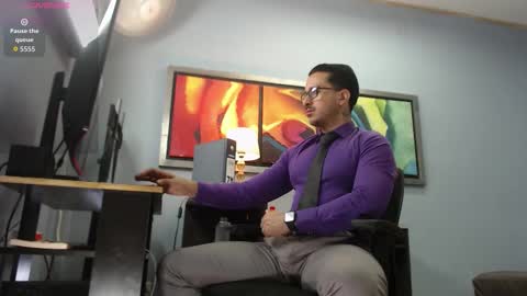 randylukehot online show from March 8, 10:30 am