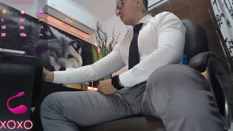 Snapshot of randylukehot chatting on September 29, 12:48 pm randylukehot online show from September 29, 12:48 pm
