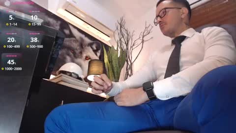 Snapshot of randylukehot chatting on January 6, 10:36 pm randylukehot online show from January 6, 10:36 pm