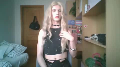 Ranya online show from March 5, 3:21 pm