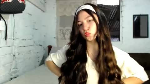 raquel2411 online show from May 24, 6:36 pm