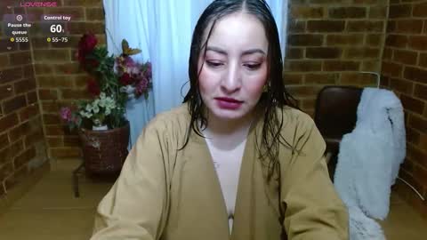 Raquel online show from March 17, 11:04 am