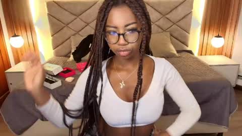 Raquel online show from May 11, 12:56 pm