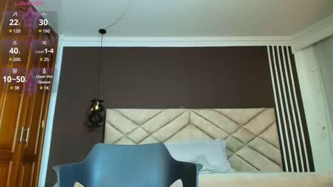 Snapshot of raqueljones_ chatting on February 26, 2:49 pm Raquel online show from February 26, 2:49 pm
