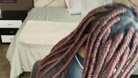 Snapshot of raqueljones_ chatting on February 21, 11:44 am Raquel online show from February 21, 11:44 am