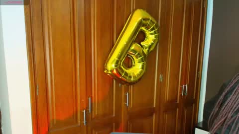 Snapshot of raqueljones_ chatting on February 20, 11:42 am Raquel online show from February 20, 11:42 am