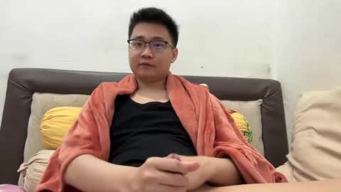 randomnaut online show from March 12, 7:25 pm