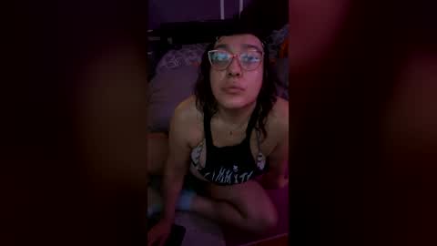 Rattlesnake Bitch 666 online show from July 8, 1:53 am