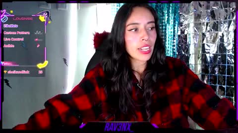   online show from November 25, 7:12 pm