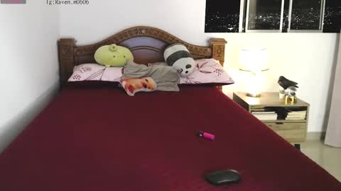 Raven online show from October 8, 12:18 am