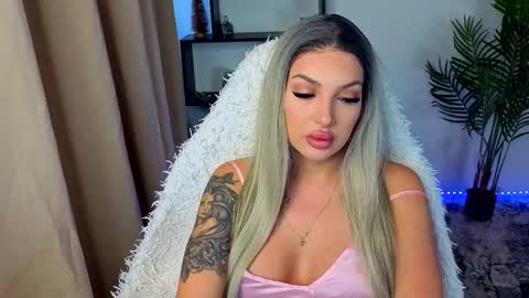 raven_inkk online show from January 9, 10:21 am