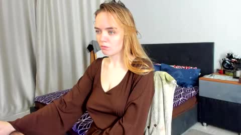 Janet online show from September 15, 6:59 am