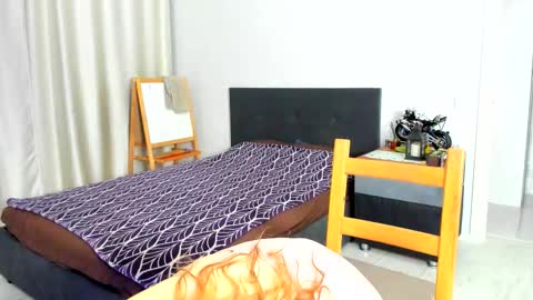 Janet online show from September 16, 7:00 am