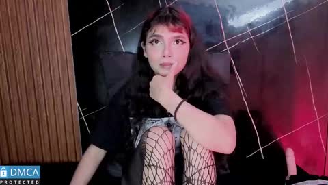 raven_rox_ online show from November 29, 4:31 am