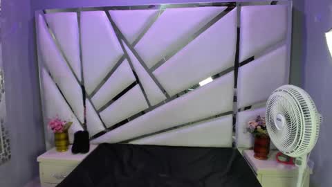 Raven Celeste online show from September 17, 2:48 am