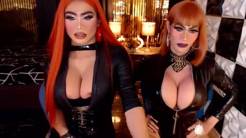 ravenmystiquex online show from May 26, 1:55 am