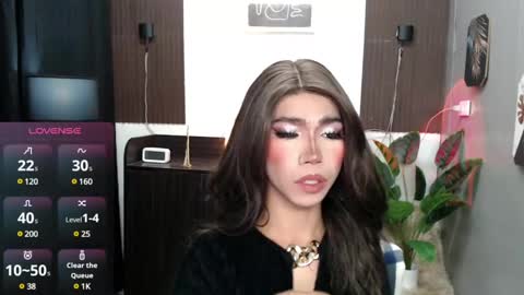 ravennaxx online show from February 18, 10:49 am