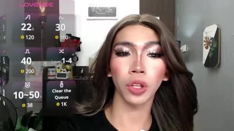 ravennaxx online show from February 17, 3:00 pm