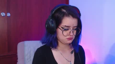 raventh_ online show from March 27, 10:38 am