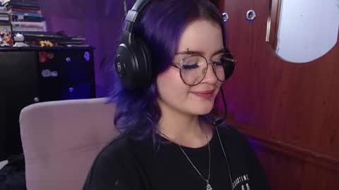 Snapshot of raventh_ chatting on September 17, 3:04 pm raventh_ online show from September 17, 3:04 pm
