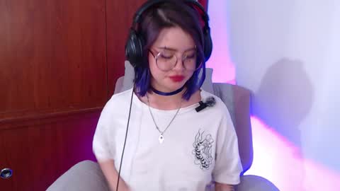 raventh_ online show from February 27, 3:26 pm