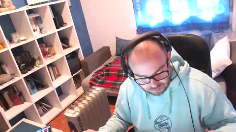 ravingr3d3 online show from March 10, 9:12 am