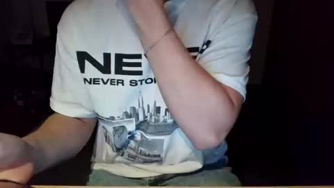 Ravyn online show from October 19, 4:39 am