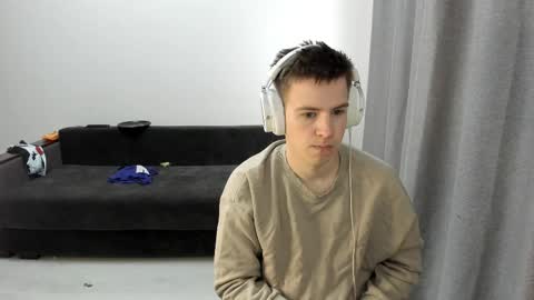 Ray online show from April 1, 5:19 am