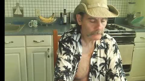 Ray online show from September 8, 5:01 pm