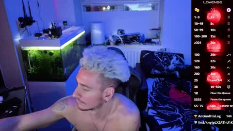 Rayzel online show from February 24, 1:08 am