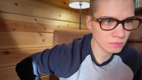 AliceEve online show from February 21, 7:55 am