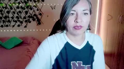 Rebbeca online show from November 20, 9:23 pm