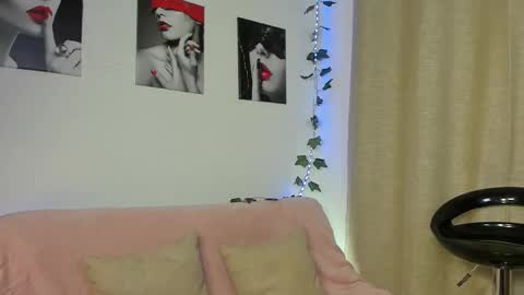 Rebeca Marchetti online show from March 22, 8:46 pm