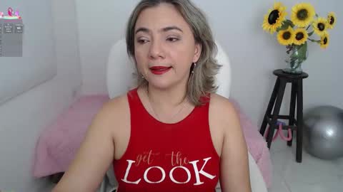 Snapshot of rebeca_milf chatting on September 16, 2:31 pm REBECA online show from September 16, 2:31 pm