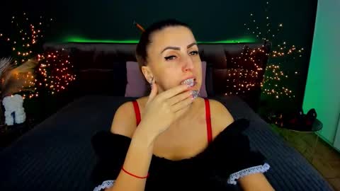 rebecca_diamonds online show from November 19, 7:08 am