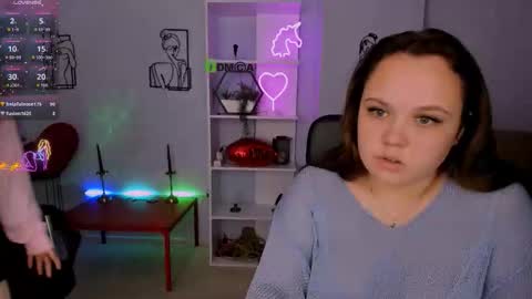 rebecca_smile_ online show from September 29, 7:24 pm